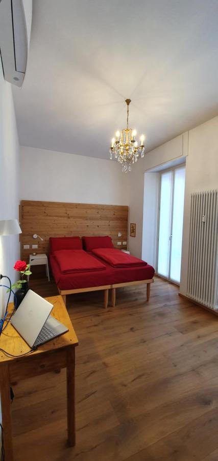 B&B Panemiele 손드리오 외부 사진