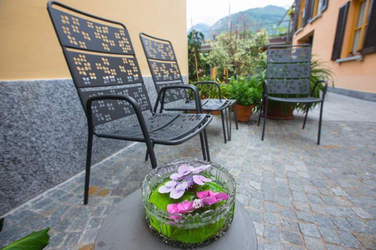 B&B Panemiele 손드리오 외부 사진